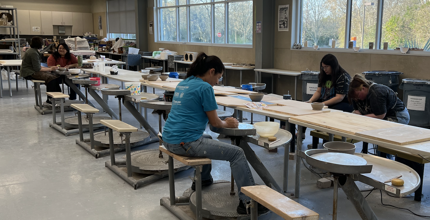 Ceramics Society of UHCL holds “Empty Bowls” event to support the Houston Food Bank